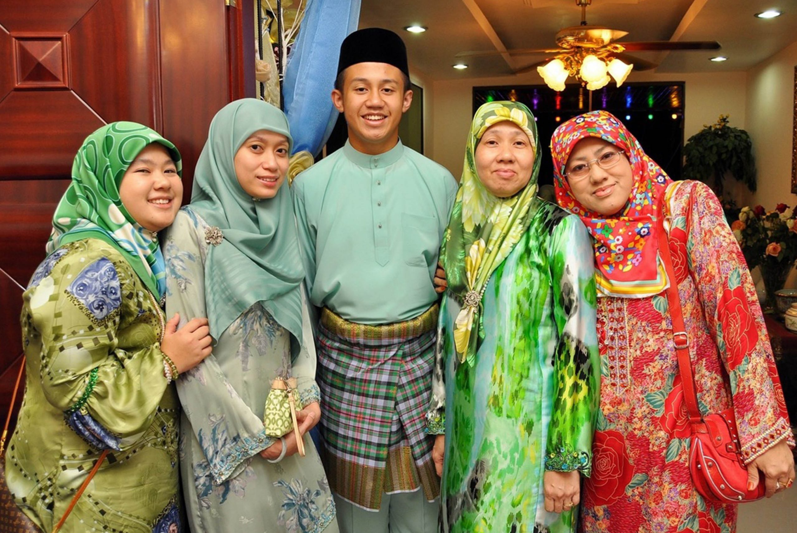 Baju Kurung – Brunei