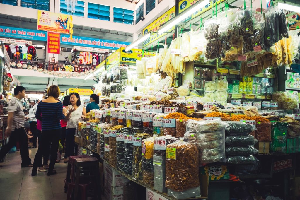 Khu chợ Đà Nẵng bán đồ lưu niệm