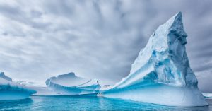 Sự vỡ đôi của núi băng trôi lớn nhất thế giới gây chấn động